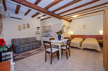 Residence Marco Polo Ρόβινι Εξωτερικό φωτογραφία
